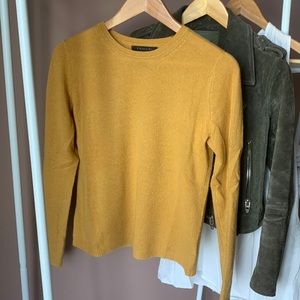 Tahari crewneck sweater